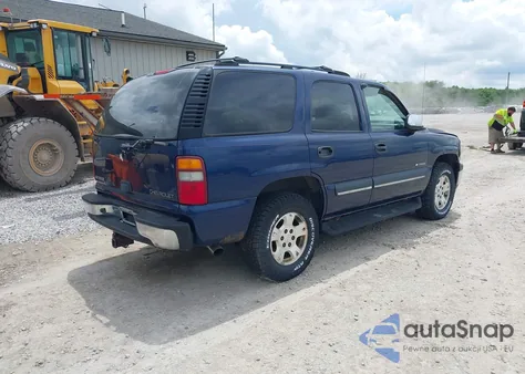 2002 Chevrolet Tahoe Ls из США, поврежденный, VIN 1GNEC13Z52R284289